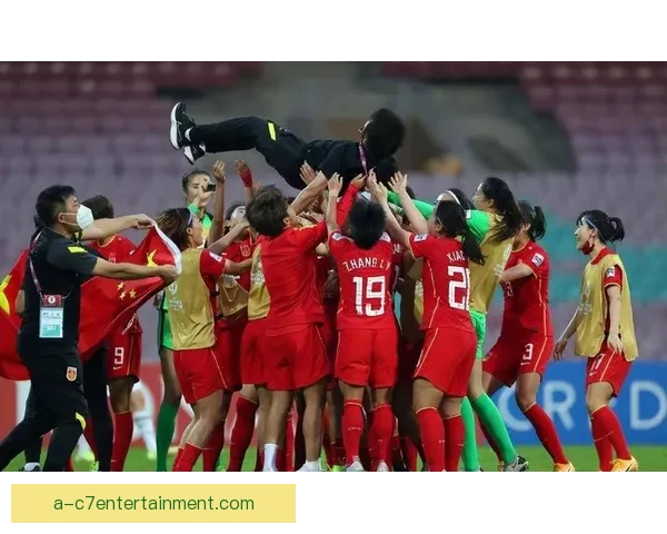 乌斯梅点球首开纪录助力女足世界杯小组赛抢眼开局